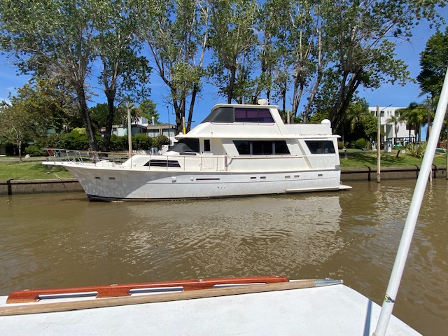 HATTERAS 58